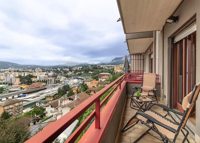 Lena House - Swiss Border View *