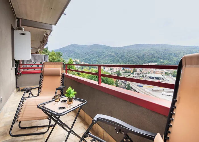 Lena House - Swiss Border View Apartamento Como