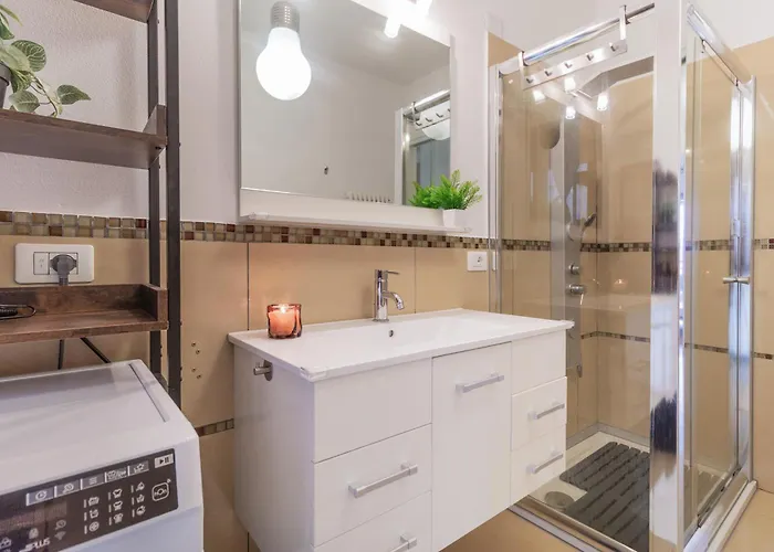 Lena House - Swiss Border View